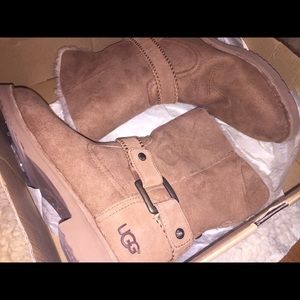 NEW: Waterproof UGG Cedric Boot