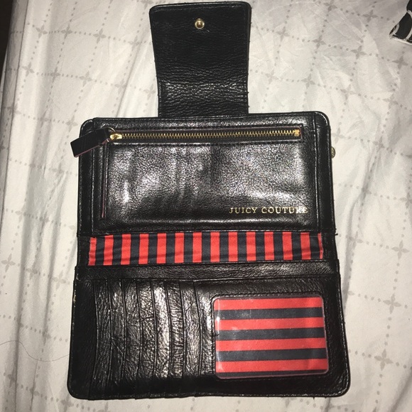 ⚡️Juicy Couture ⚡️ black leather wallet