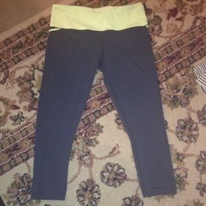 Lululemon athletic capris