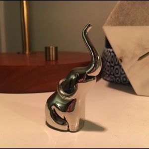 Elephant Ring Holder