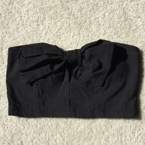 Black Bow Crop