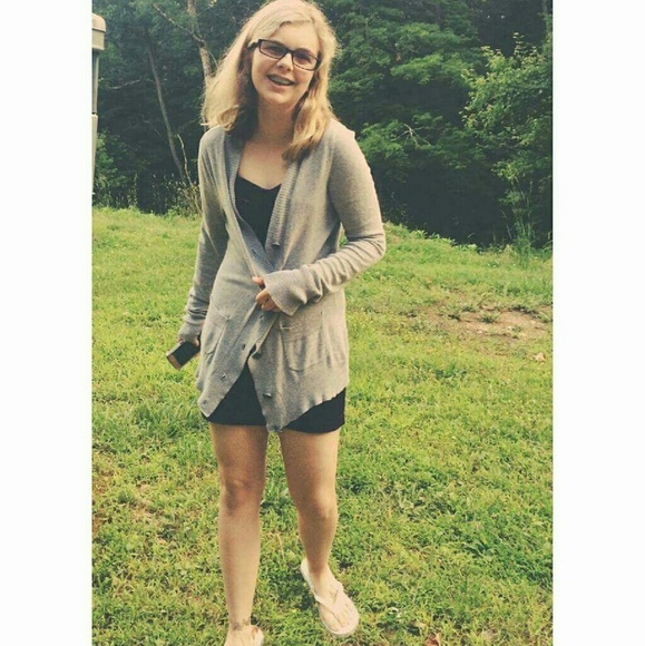 Meet your Posher, Paige - Picture 1 of 1