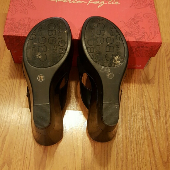 BCBGeneration black platforms - Picture 2 of 4