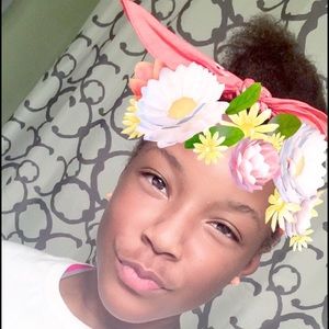 Meet your Posher, Raquel