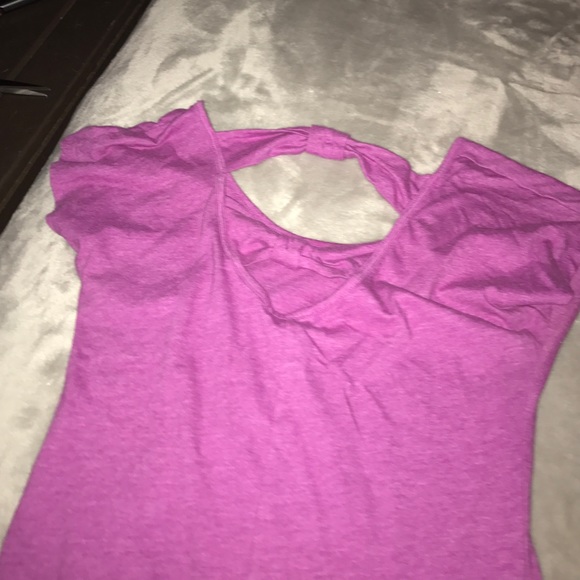Bow back t shift