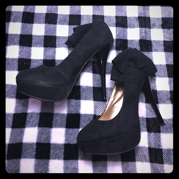 SOLD - Picture 1 of 3