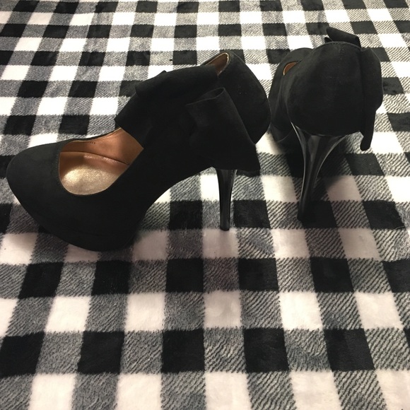 SOLD - Picture 3 of 3