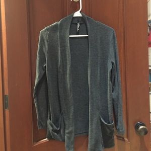 Active cardigan