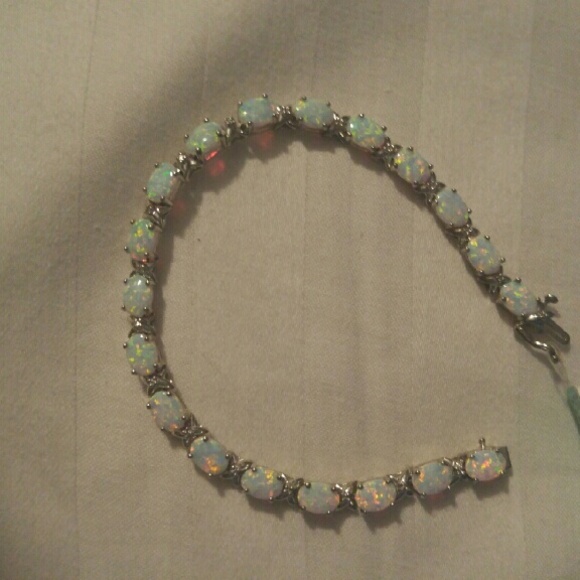 Sterling silver Opal bracelet with diamond
