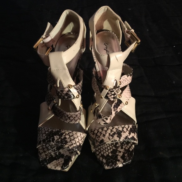 Snake skin heels - Picture 1 of 4