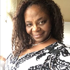 Meet your Posher, Sharon