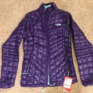 The North Face Jackets & Coats - NWT The North Face Thermoball Full Zip Jacket XS The North Face Jackets & Coats - NWT The North Face Thermoball Full Zip Jacket XS
