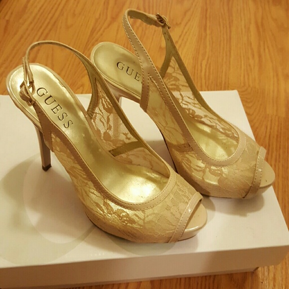 GUESS heels - Picture 3 of 3