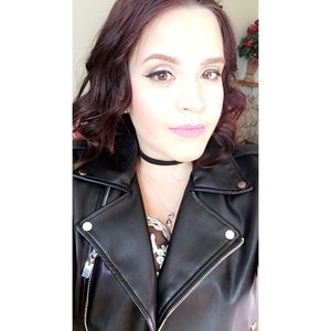 Meet your Posher, Jelitza