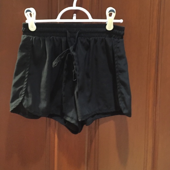 Forever 21 black shorts