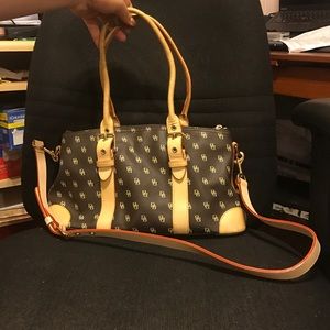 Vintage Dooney & Bourke purse