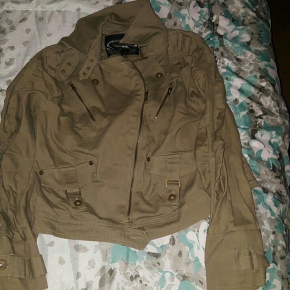 Jacket - Picture 1 of 2