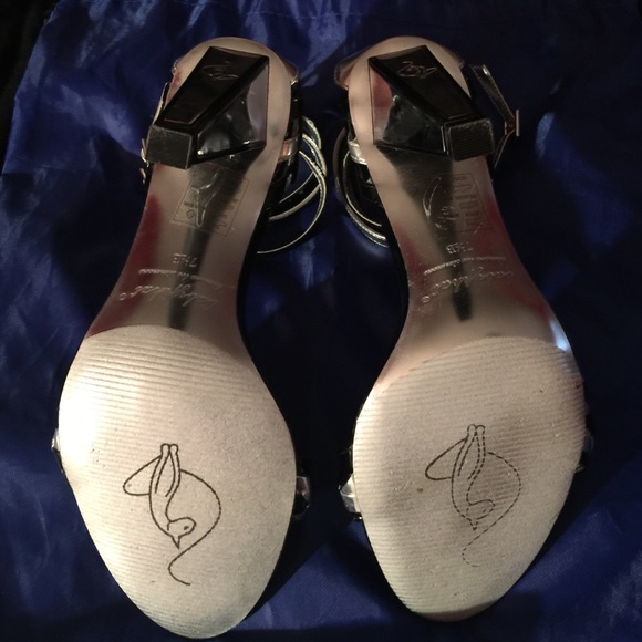 Baby Phat heels - Picture 4 of 4