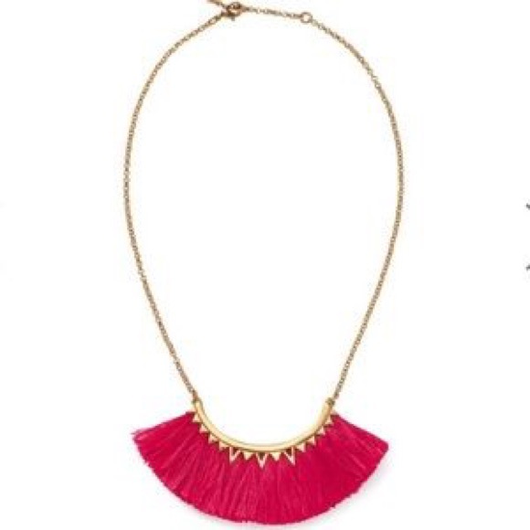 Stella and Dot Eden fringe necklace