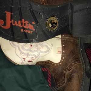 Justin boots for women size 9