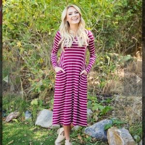 NWT Bella Ella Boutique Midi Dress