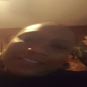 Meet your Posher, Sabrina