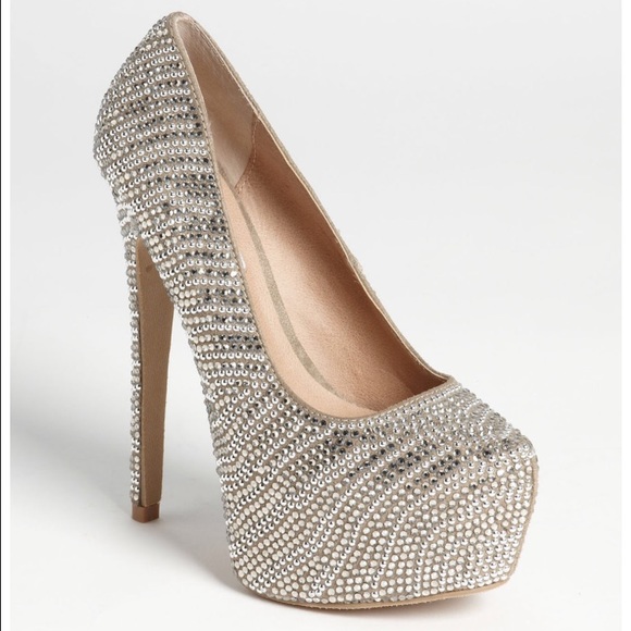 NEW Steve Madden Rhinestone Crystal Dyvinal Pump - Picture 2 of 5