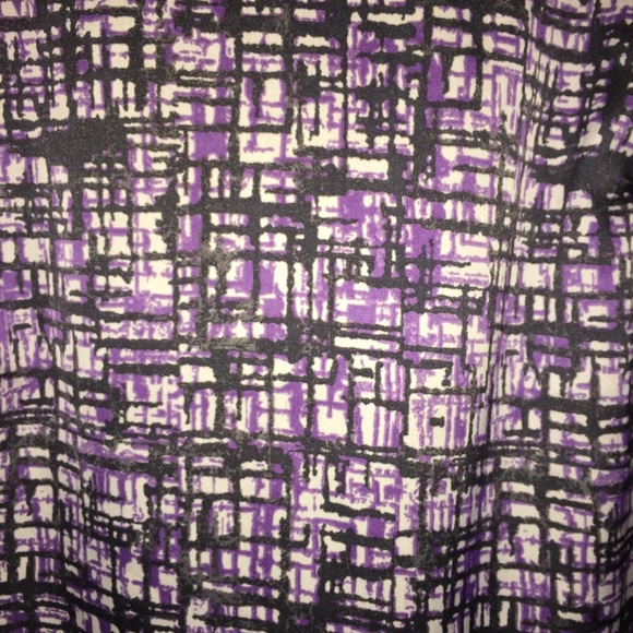 Patterned Top - Picture 4 of 4