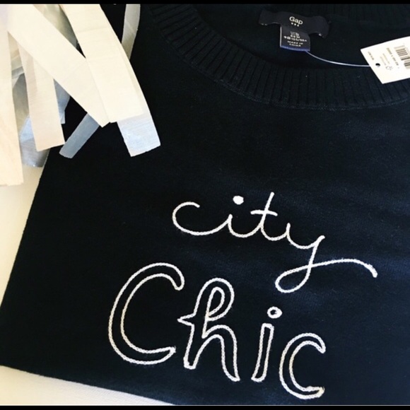 GAP Black City Chic Sweater - Picture 3 of 3