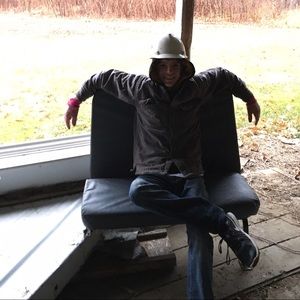 Meet your Posher, Bobby