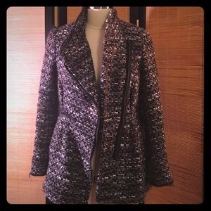 Stylish, fitted textured Moro-style jacket