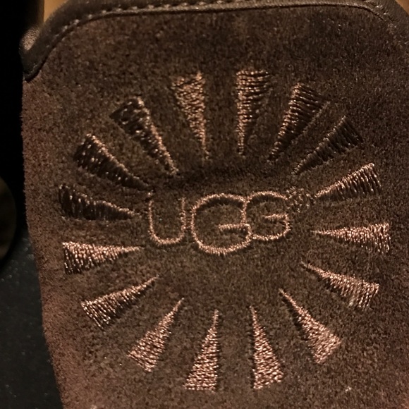 UGG brown suede flats - Picture 3 of 4