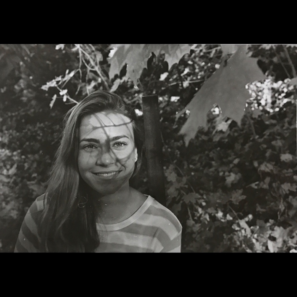 Meet your Posher, Khadija