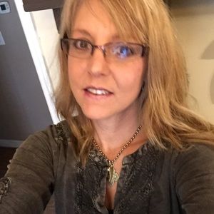 Meet your Posher, Shari