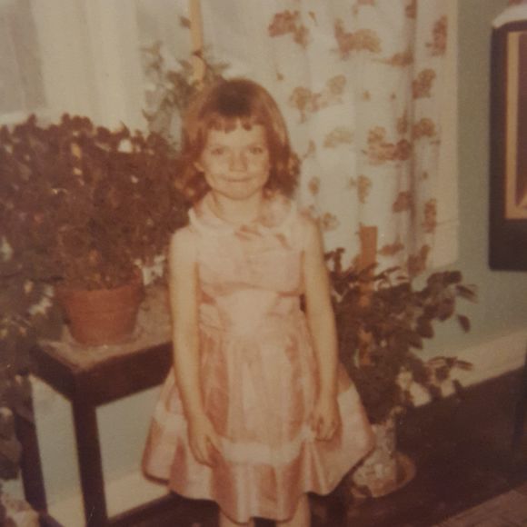 Meet your Posher, Debbie