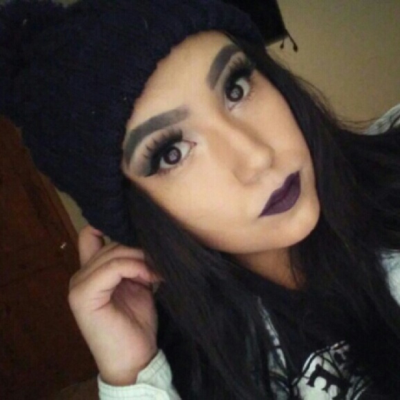 Meet your Posher, Celeste