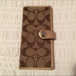 Coach wallet