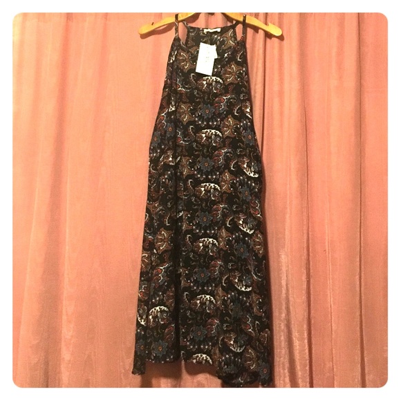 Plus size paisley patterned dress