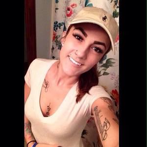 Meet your Posher, Christiana