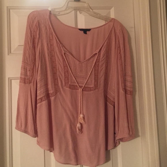 American Eagle Top (Size: Medium)