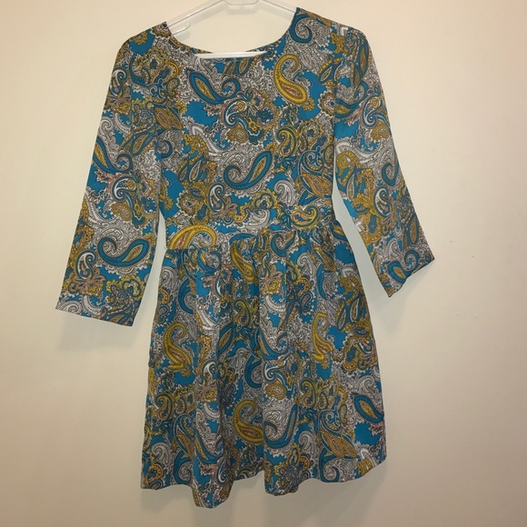 H&M Dresses & Skirts - H&M paisley mini dress.