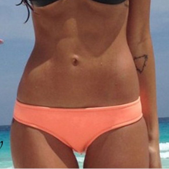 Triangl swimwear bottom OLLIE - TILLY SUNBURST S