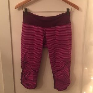 Lululemon hot pink stripped running cropped pants