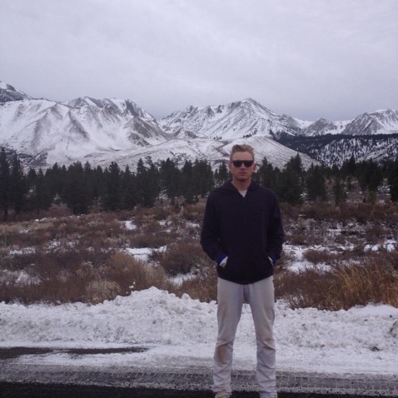 Meet your Posher, Casey - Picture 1 of 1