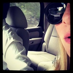 Meet your Posher, Sara