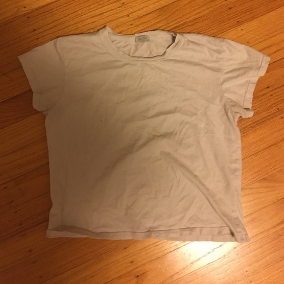 Off-white grey-ish brandy cropped tee