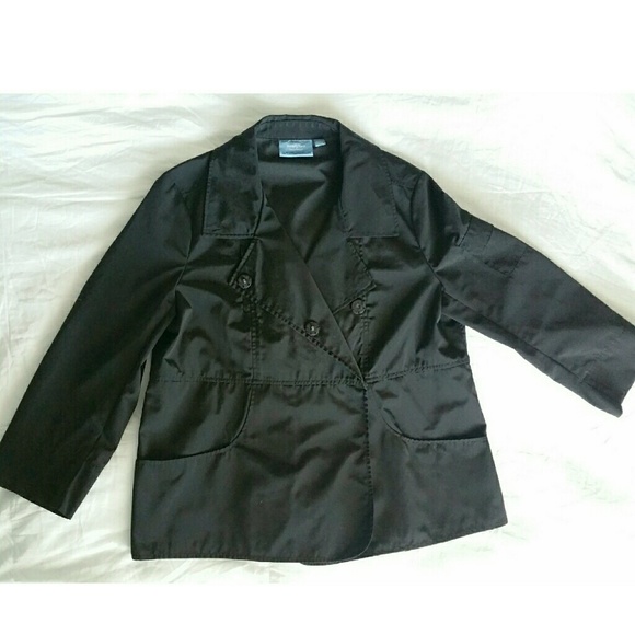 *NWOT* Vera Wang, Black Rain Coat, Size Small