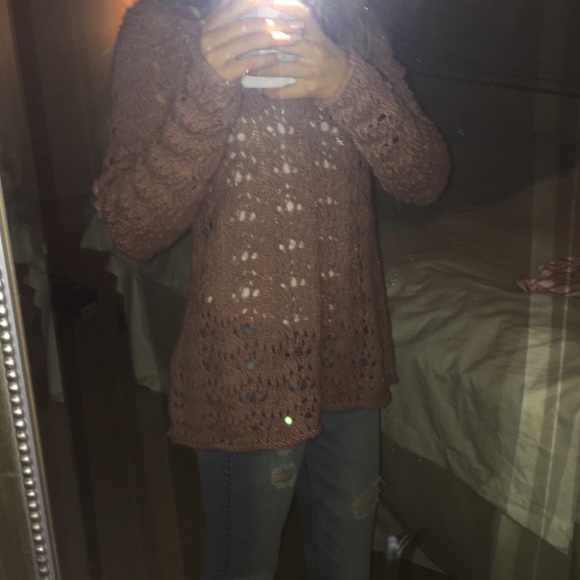 Knit, dusty rose sweater. - Picture 2 of 2