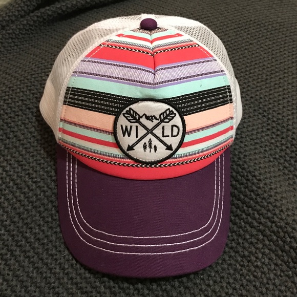 Trucker hat