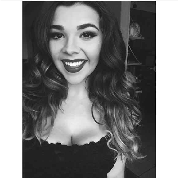 Meet your Posher, Samanatha - Picture 1 of 1